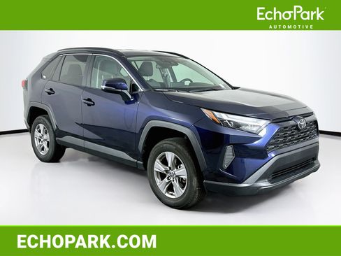 Used 2025 Toyota RAV4 XLE FWD image 1