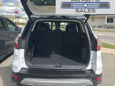 Used 2018 Ford Escape SEL image 5