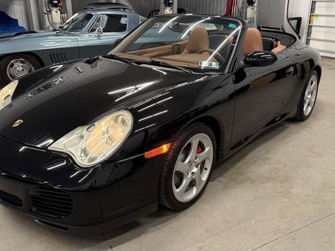 Used 2004 Porsche 911 Carrera 4S AWD/4WD image 10