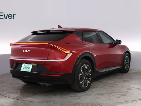 Used 2024 Kia EV6 Light image 12