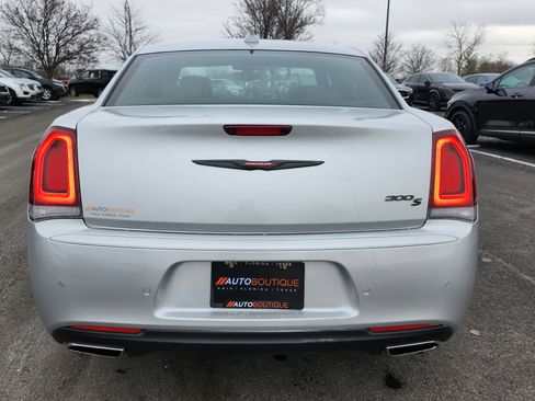 Used 2023 Chrysler 300 S image 17
