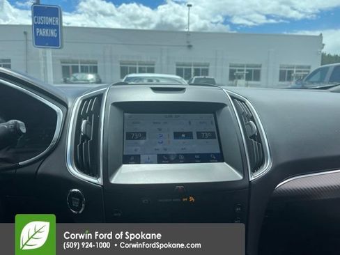 Used 2020 Ford Edge Titanium w/ Equipment Group 301A AWD/4WD image 14