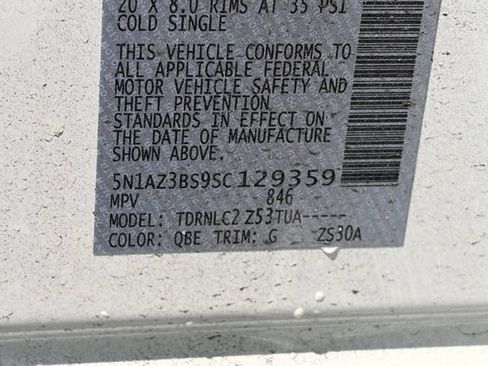 Used 2025 Nissan Murano SV AWD/4WD image 23