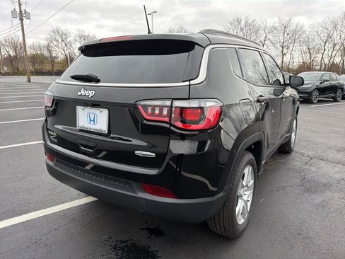 Used 2022 Jeep Compass Latitude w/ Sun and Sound Group image 5