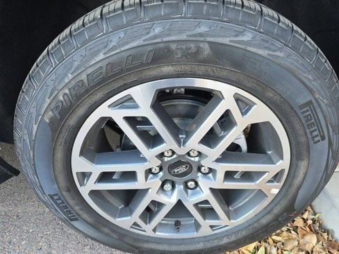 Used 2025 Ford Expedition Active image 5