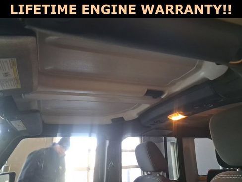 Used 2018 Jeep Wrangler Unlimited Sahara image 25