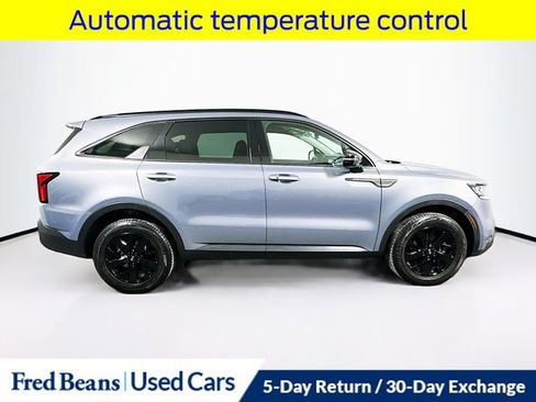 Used 2021 Kia Sorento S image 10