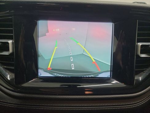 Used 2021 Dodge Durango SXT image 23