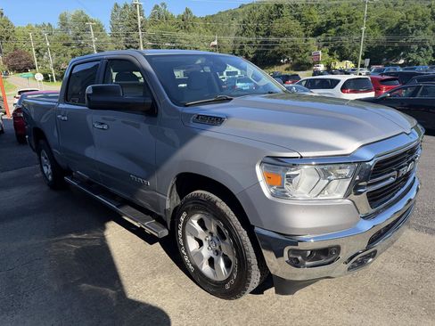 Used 2020 RAM 1500 Big Horn AWD/4WD image 3