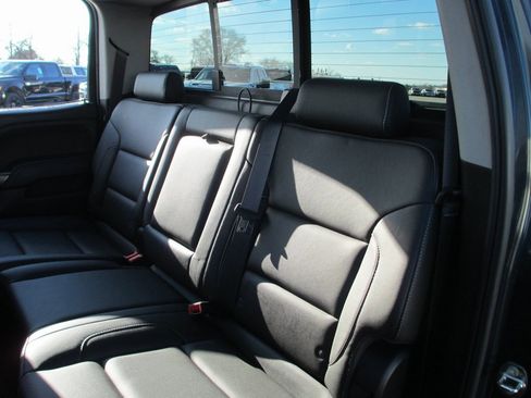 Used 2019 GMC Sierra 3500 SLT w/ Duramax Plus Package image 19