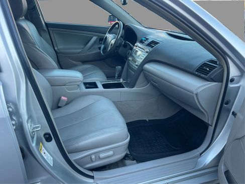 Used 2009 Toyota Camry Hybrid FWD image 26