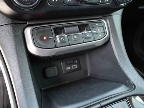 Used 2023 GMC Acadia AT4 w/ Technology Package AWD/4WD image 20