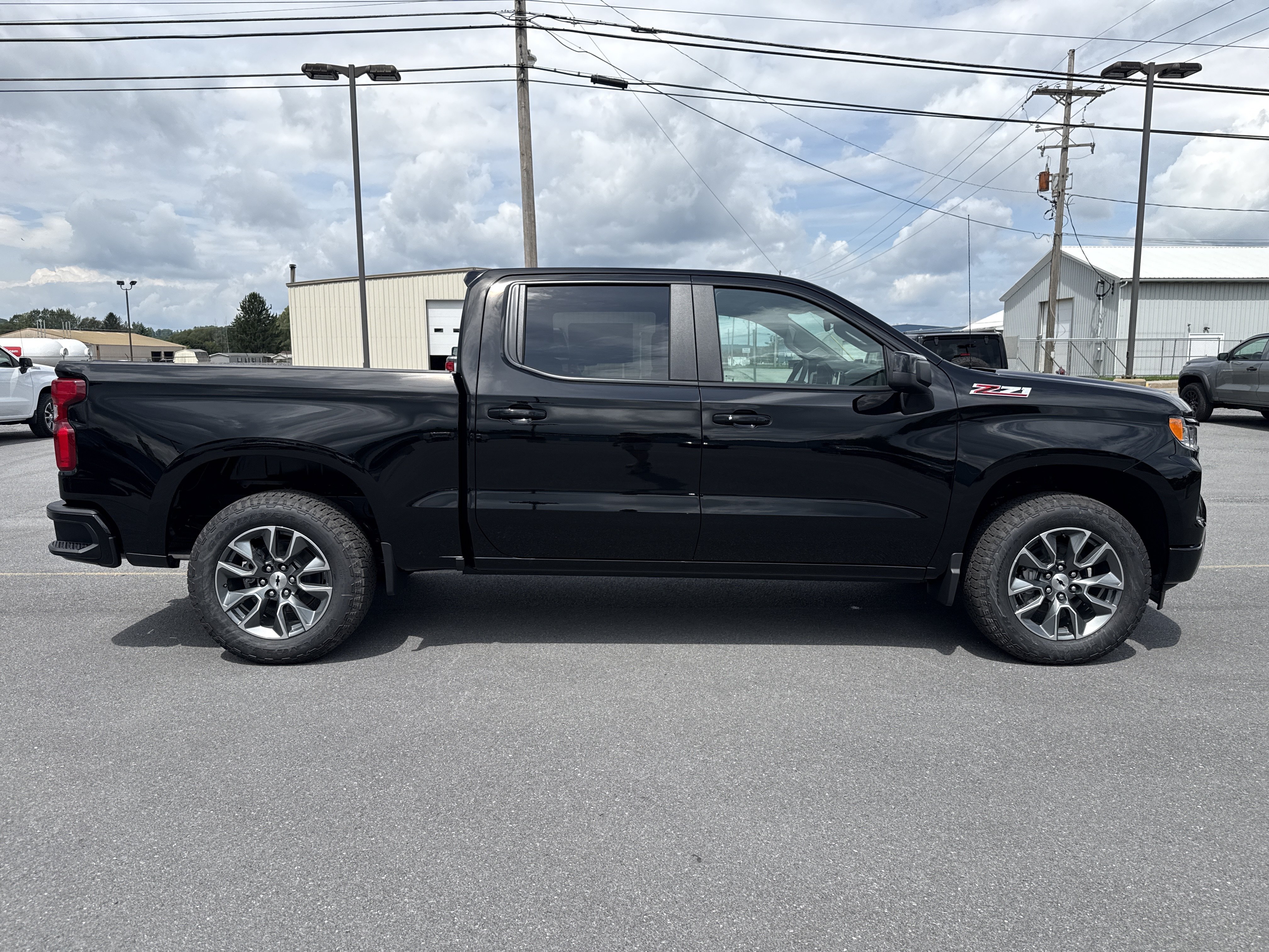 New 2026 Chevrolet Silverado 1500 RST w/ Z71 Off-Road Package AWD/4WD image 12