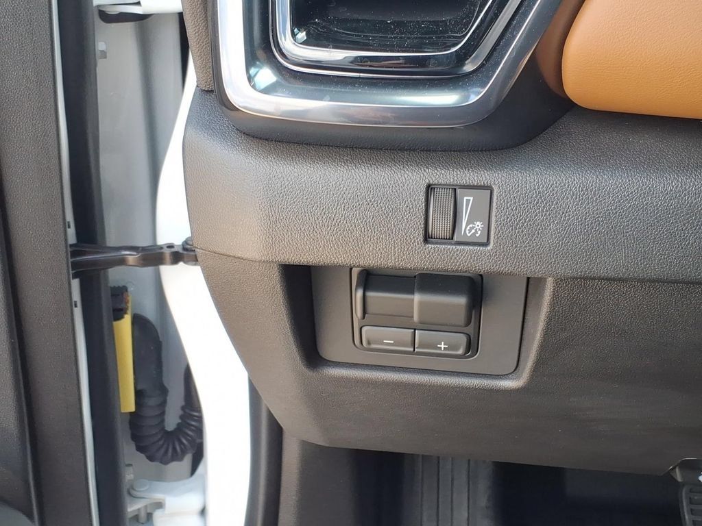 Used 2026 GMC Canyon AT4 AWD/4WD image 21