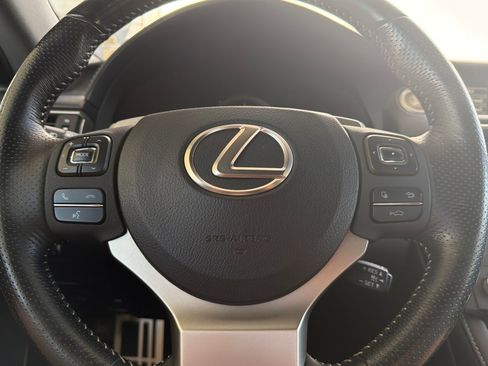 Used 2017 Lexus RC 350 F Sport RWD image 28