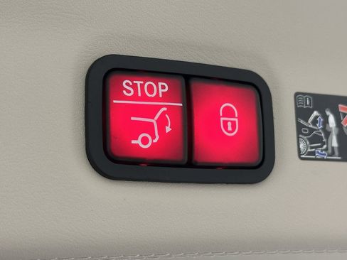 New 2026 Mercedes-Benz Maybach GLS 600 4MATIC image 27