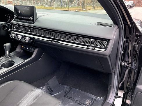 Used 2025 Honda Civic Sport image 15