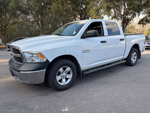 Used 2016 RAM 1500 ST w/ SXT Appearance Group image 17