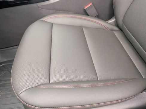 New 2026 Chevrolet Trax RS w/ Sunroof Package FWD image 23
