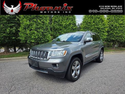 Used 2013 Jeep Grand Cherokee Overland AWD/4WD image 1