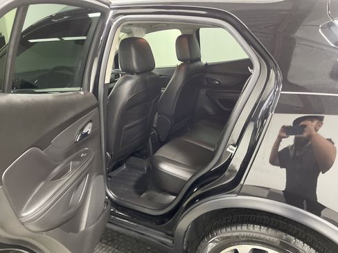 Used 2019 Buick Encore Preferred image 13