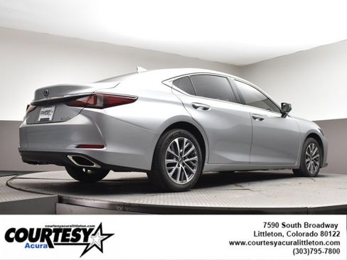 Used 2023 Lexus ES 350 w/ Accessory Package (Z2) image 34