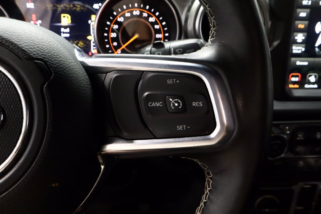 Used 2020 Jeep Wrangler Unlimited Sahara AWD/4WD image 29