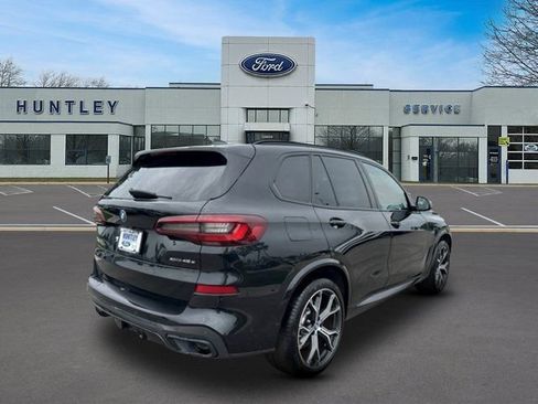 Used 2022 BMW X5 xDrive45e w/ M Sport Package AWD/4WD image 4