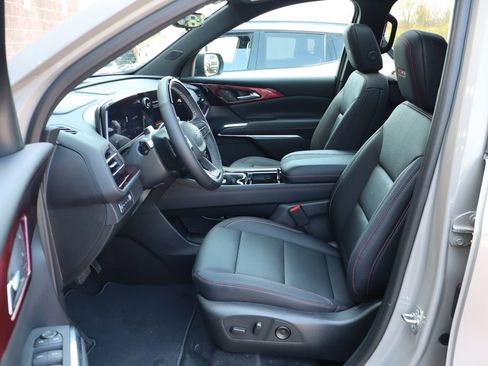 New 2026 Chevrolet Traverse Z71 w/ Enhanced Driving Package AWD/4WD image 14