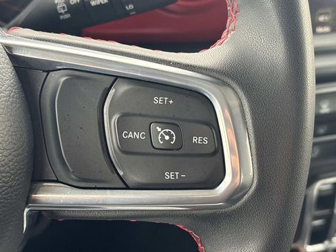 Used 2023 Jeep Wrangler Rubicon image 28