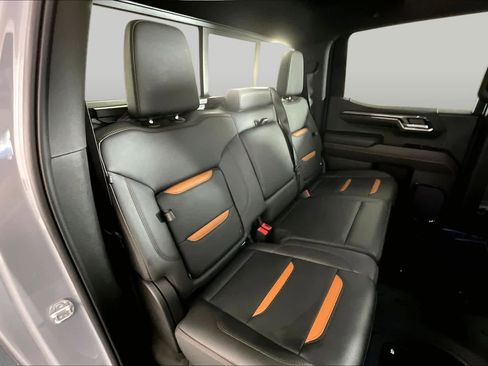 Certified 2024 GMC Sierra 1500 AT4 w/ Technology Package AWD/4WD image 20