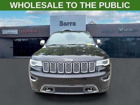 Used 2020 Jeep Grand Cherokee Overland AWD/4WD image 2