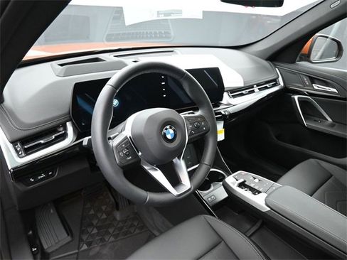 New 2025 BMW X1 xDrive28i w/ Technology Package image 19