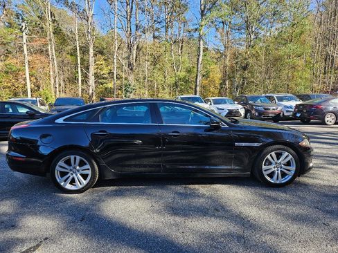 Used 2013 Jaguar XJ L Portfolio image 9