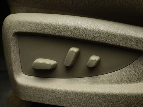 Used 2016 GMC Sierra 1500 SLT image 18