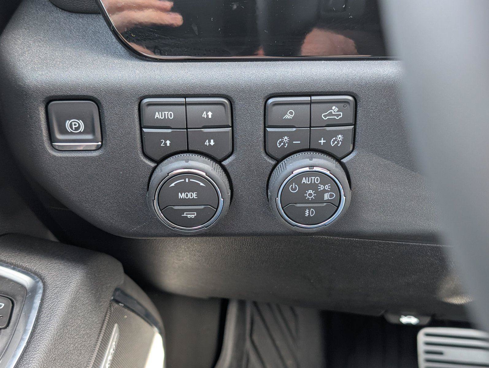 New 2026 Chevrolet Silverado 1500 RST AWD/4WD image 32