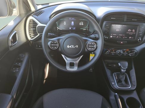 Used 2024 Kia Soul LX w/ Option Group 015 FWD image 12