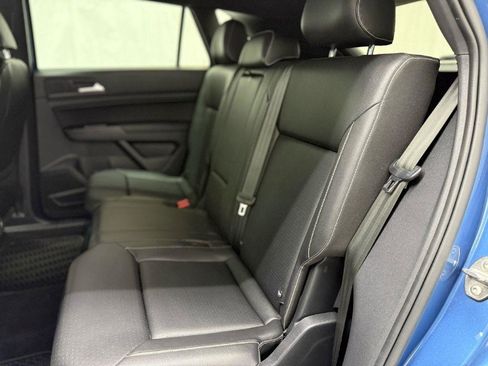 Used 2020 Volkswagen Atlas Cross Sport SE image 23