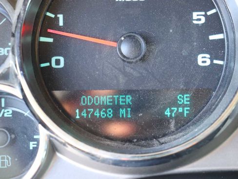 Used 2011 GMC Sierra 1500 SLE w/ Power Tech Package image 11