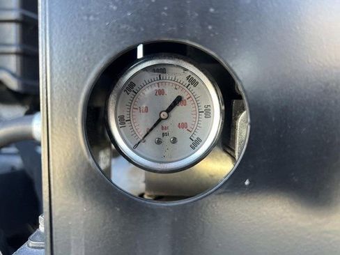 Used 2024 Chevrolet Low Cab Forward image 48