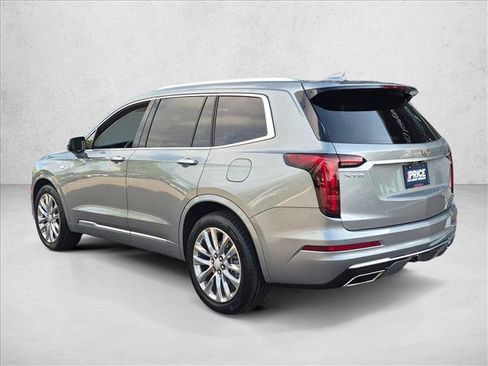 Used 2023 Cadillac XT6 Premium Luxury FWD image 7