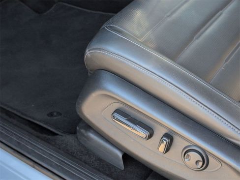 Used 2025 Honda CR-V EX-L image 15