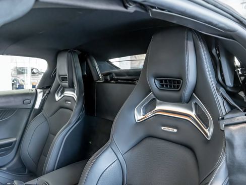 Used 2018 Mercedes-Benz AMG GT Roadster image 15
