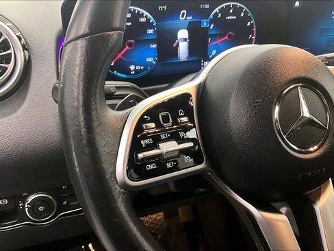 Certified 2022 Mercedes-Benz GLB 250 image 21