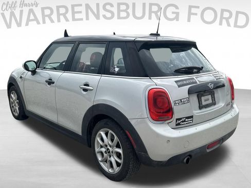 Used 2019 MINI Cooper 4-Door Hardtop FWD image 6