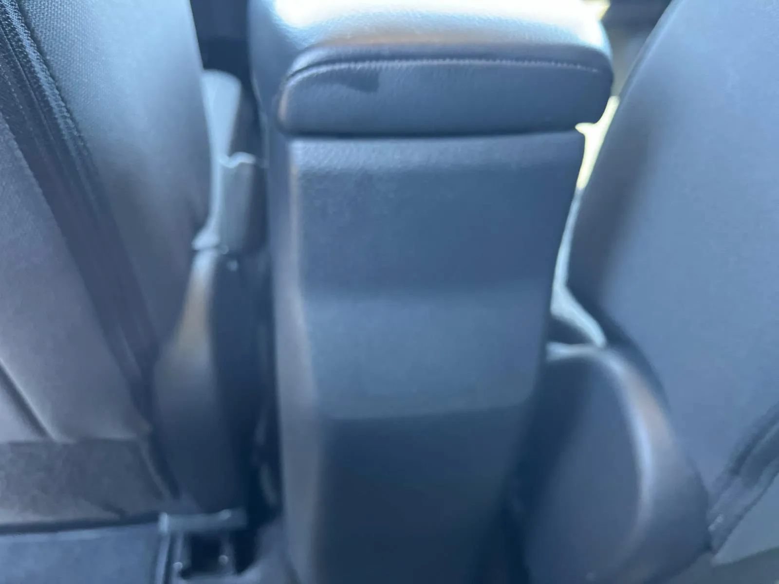 Used 2025 Nissan Kicks SV w/ Illumination Package FWD image 17
