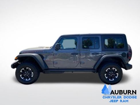Used 2026 Jeep Wrangler Unlimited Rubicon AWD/4WD image 4