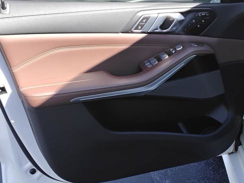 Used 2023 BMW X7 M60i w/ Executive Package image 16