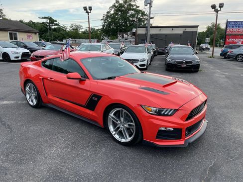 Used 2016 Ford Mustang GT Premium w/ GT Performance Package RWD image 7