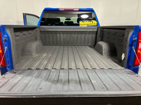 Used 2023 Chevrolet Silverado 1500 RST w/ Z71 Off-Road Package AWD/4WD image 28